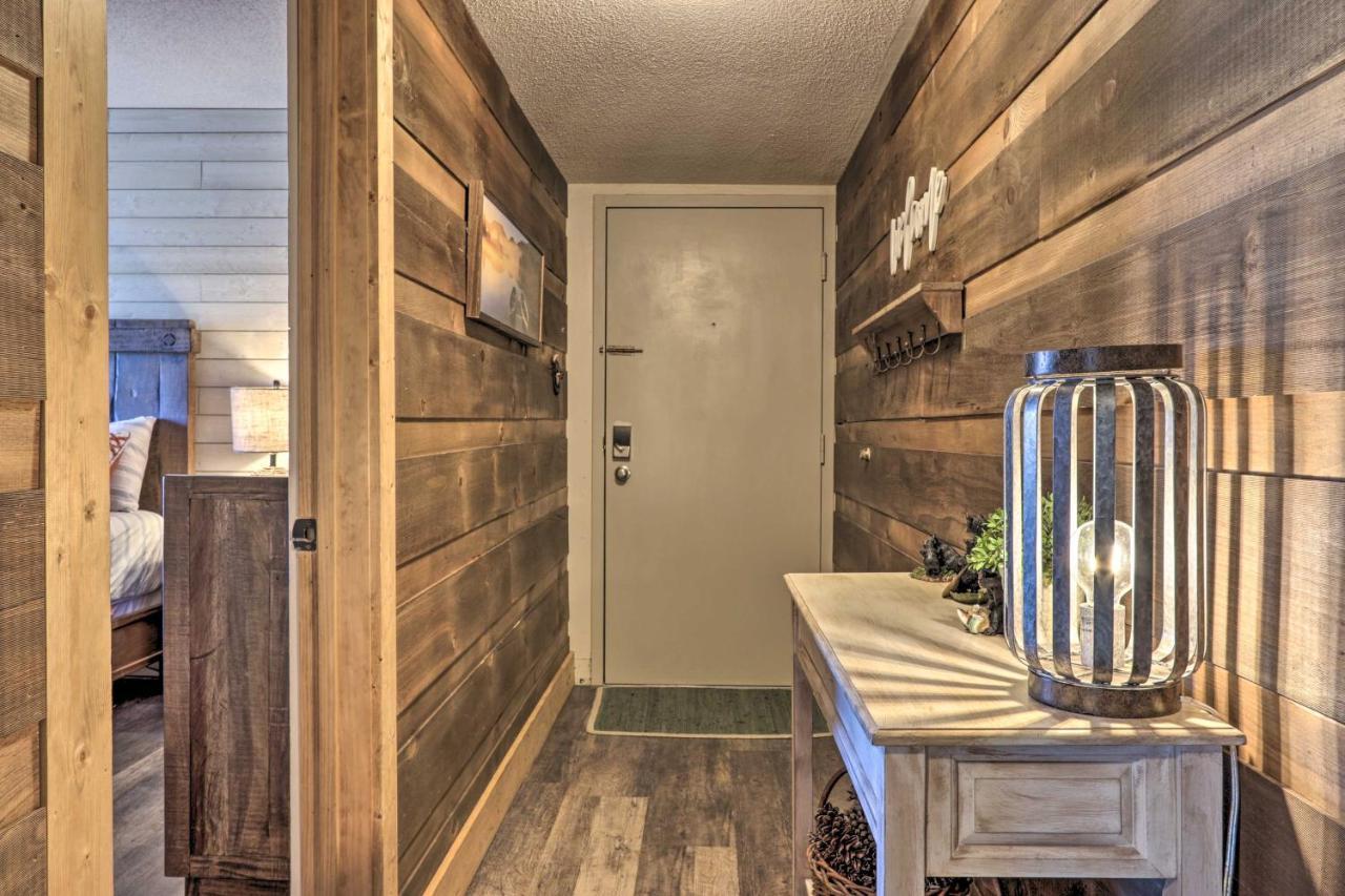 Unique Smokies Ski Shack With Mountain-Top View Gatlinburg Bagian luar foto
