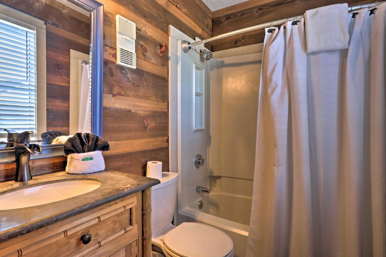 Unique Smokies Ski Shack With Mountain-Top View Gatlinburg Bagian luar foto