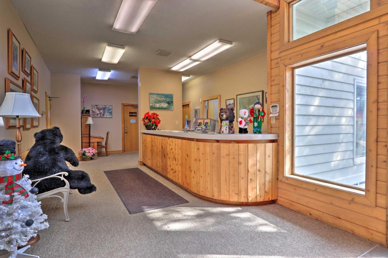 Unique Smokies Ski Shack With Mountain-Top View Gatlinburg Bagian luar foto